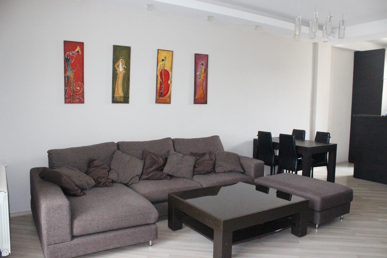 Mtatsminda Apartment Tbilisi ภายนอก รูปภาพ