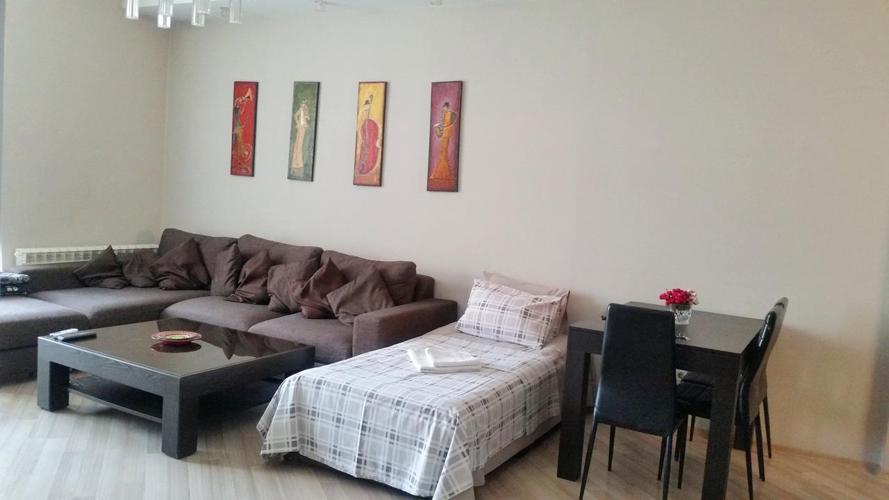 Mtatsminda Apartment Tbilisi ภายนอก รูปภาพ