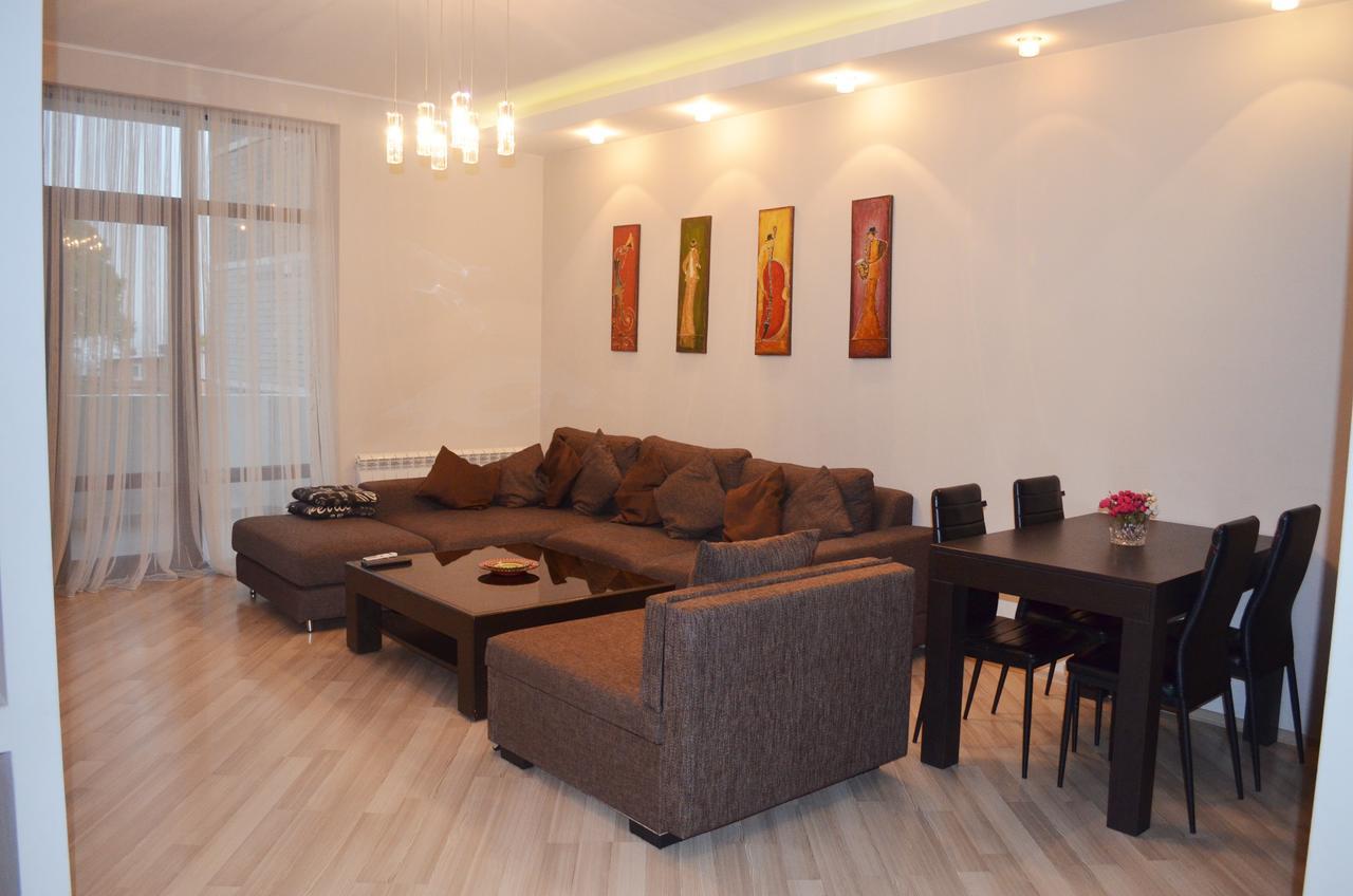 Mtatsminda Apartment Tbilisi ภายนอก รูปภาพ