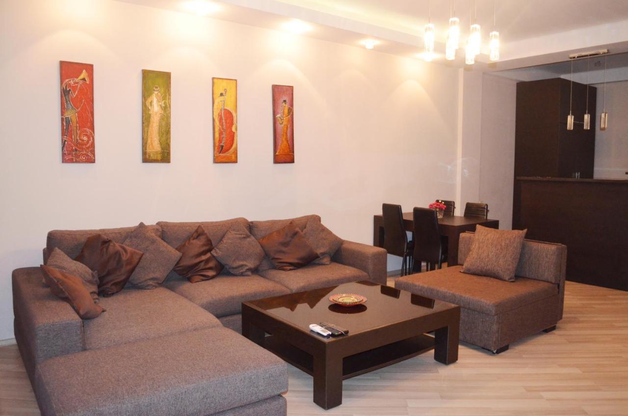Mtatsminda Apartment Tbilisi ภายนอก รูปภาพ